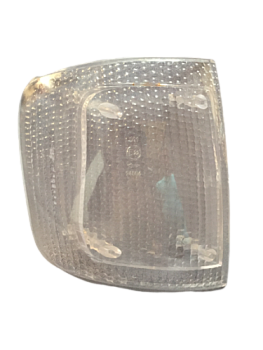 ***Рассеиватель указателя поворота 3110 белый правый