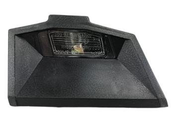 11.3717	Фонарь освещения номерного знака правый ВАЗ 2106 (ОСВАР)