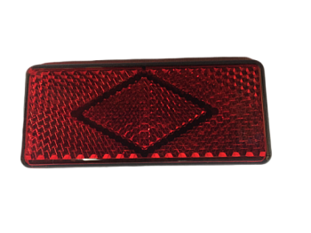 Световозвращатель красный прямоугольный (НА КЛИПСАХ) 56,373