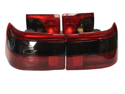 Фонарь 2110 люкс КРАСНЫЙ С ТЕМНОЙ ПОЛОСОЙ в сборе (4 штуки) (СИВИЕМ)