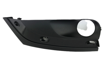 Облицовка переднего бампера Lada-VESTA под про/тум (8450008882) левая