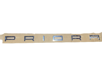Эмблема P R I O R A ХРОМ задняя на трафарете шрифт порше